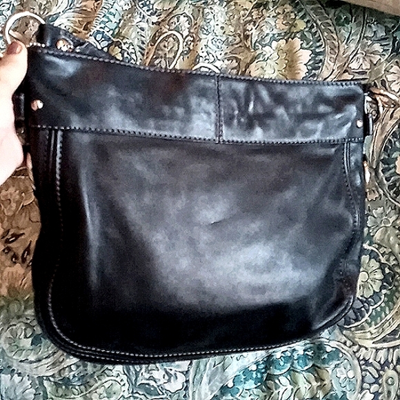 Coach Handbags - 🖤 COACH Black Genuine Leather Hobo Style Shoulder Purse